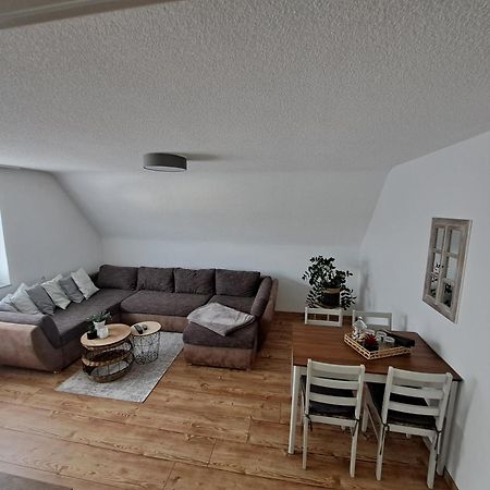 Wunderschoenes 2 Zimmer Apartment Inkl. Parkplatz Asbach  Exteriér fotografie
