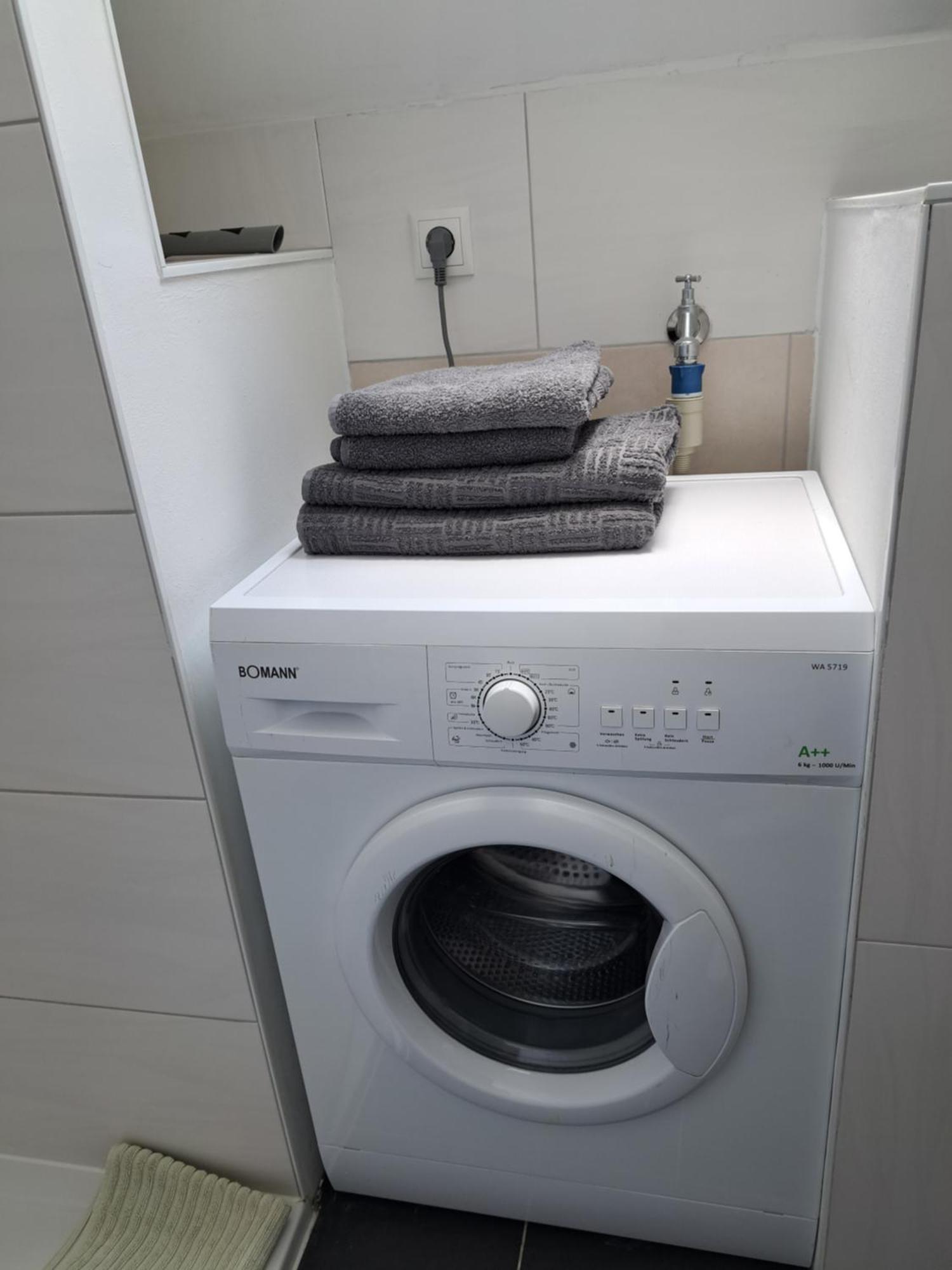 Wunderschoenes 2 Zimmer Apartment Inkl. Parkplatz Asbach  Exteriér fotografie